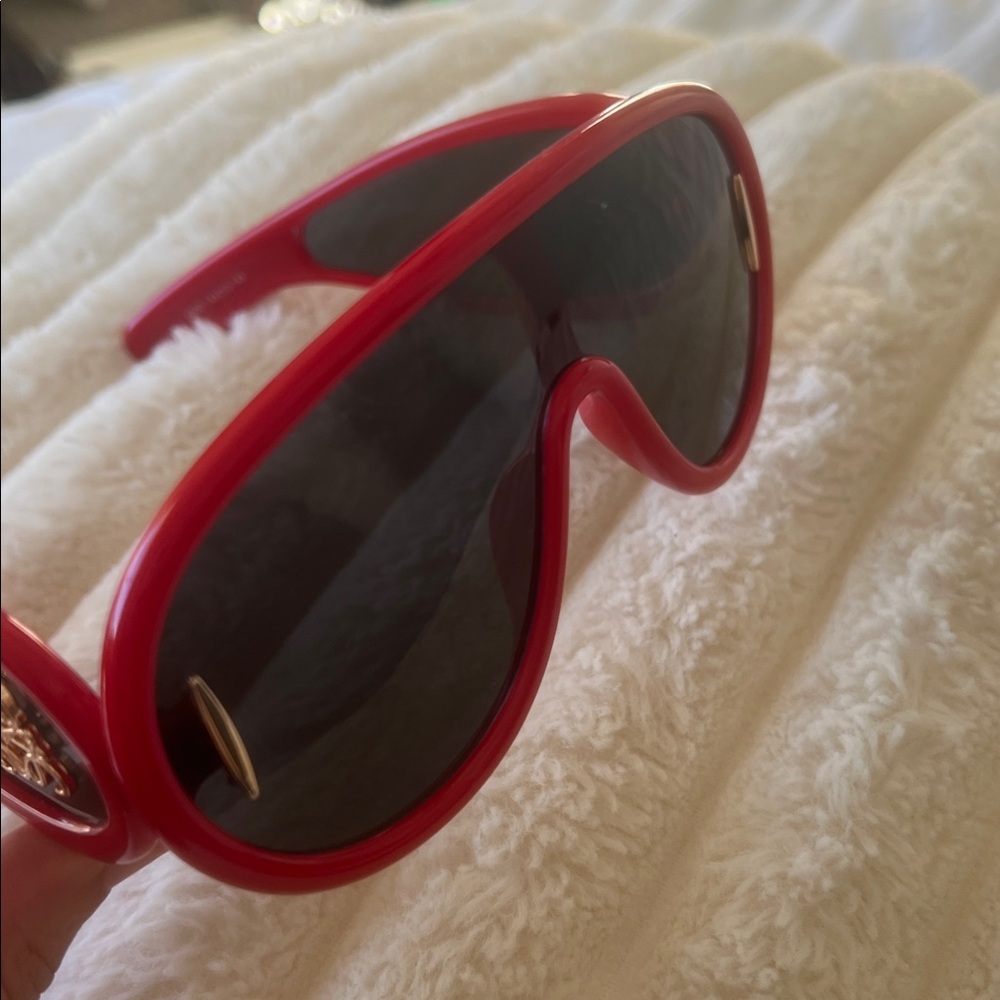 Loewe Paula’s Ibiza wave Red sunglasses - Picture 16 of 17